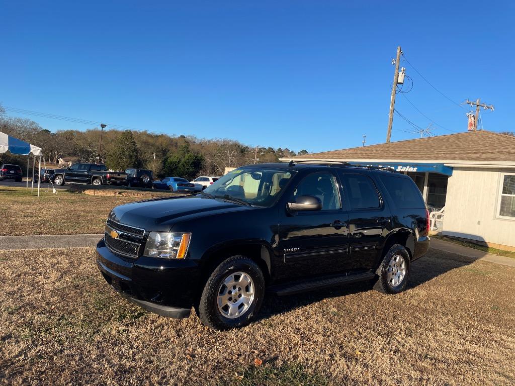 2014 Chevrolet Tahoe LS's photo