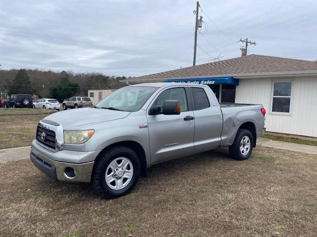 2008 Toyota Tundra SR5's photo