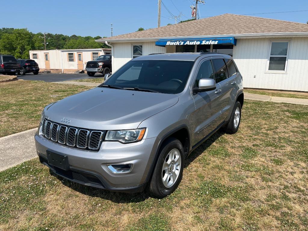 2017 Jeep Grand Cherokee Laredo 4WD's photo
