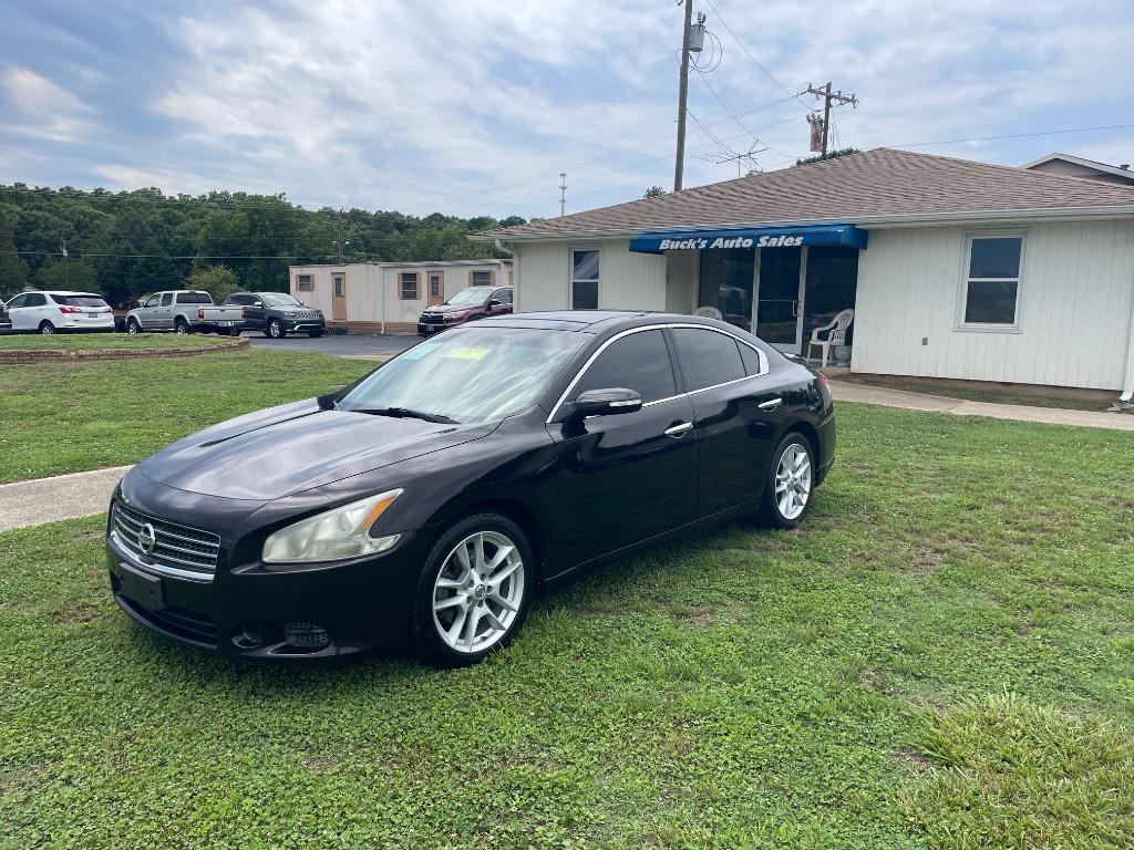 2010 Nissan Maxima 3.5 SV's photo