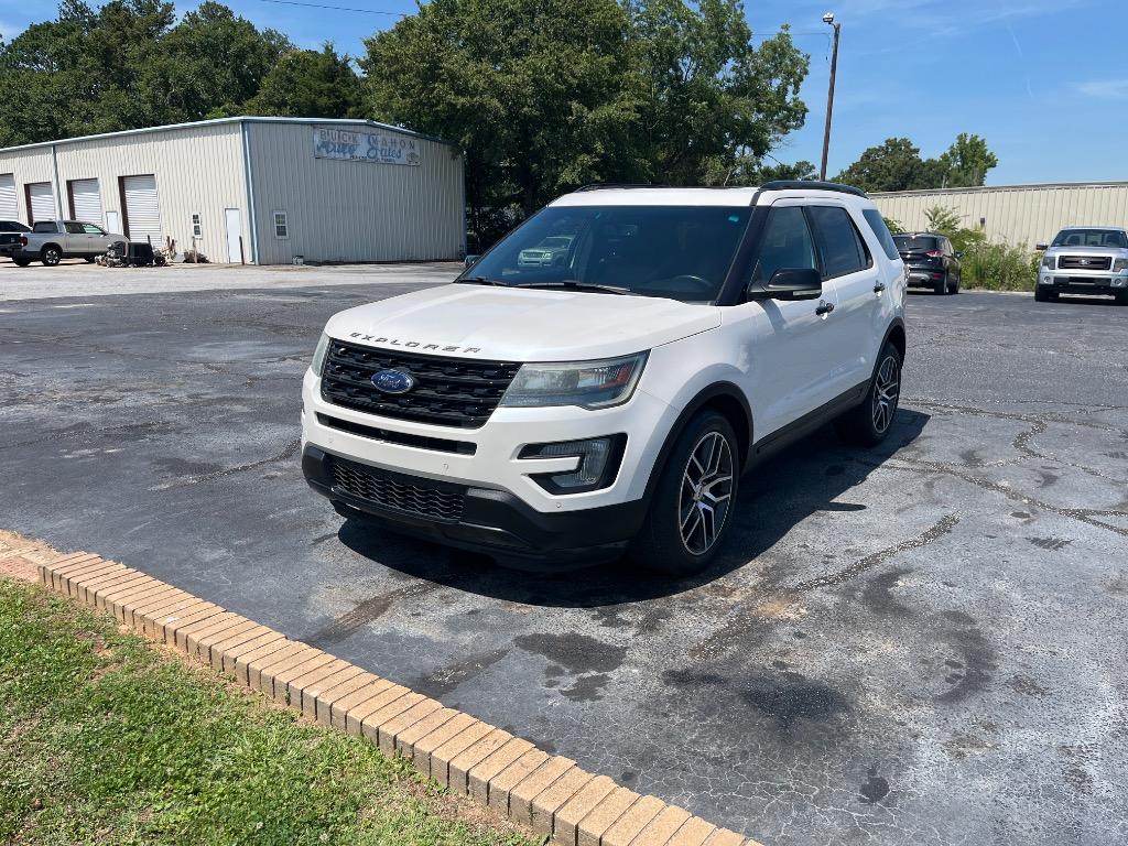 2016 Ford Explorer Sport 4WD's photo