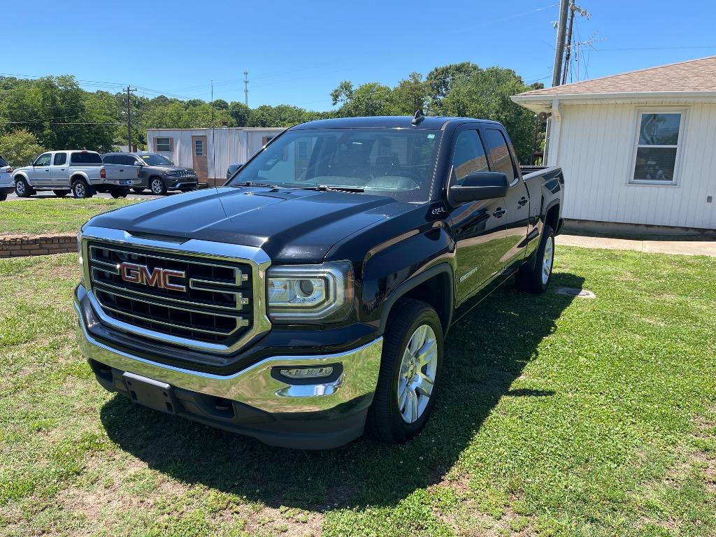 2016 GMC Sierra 4WD Double Cab Standard Box SLE's photo
